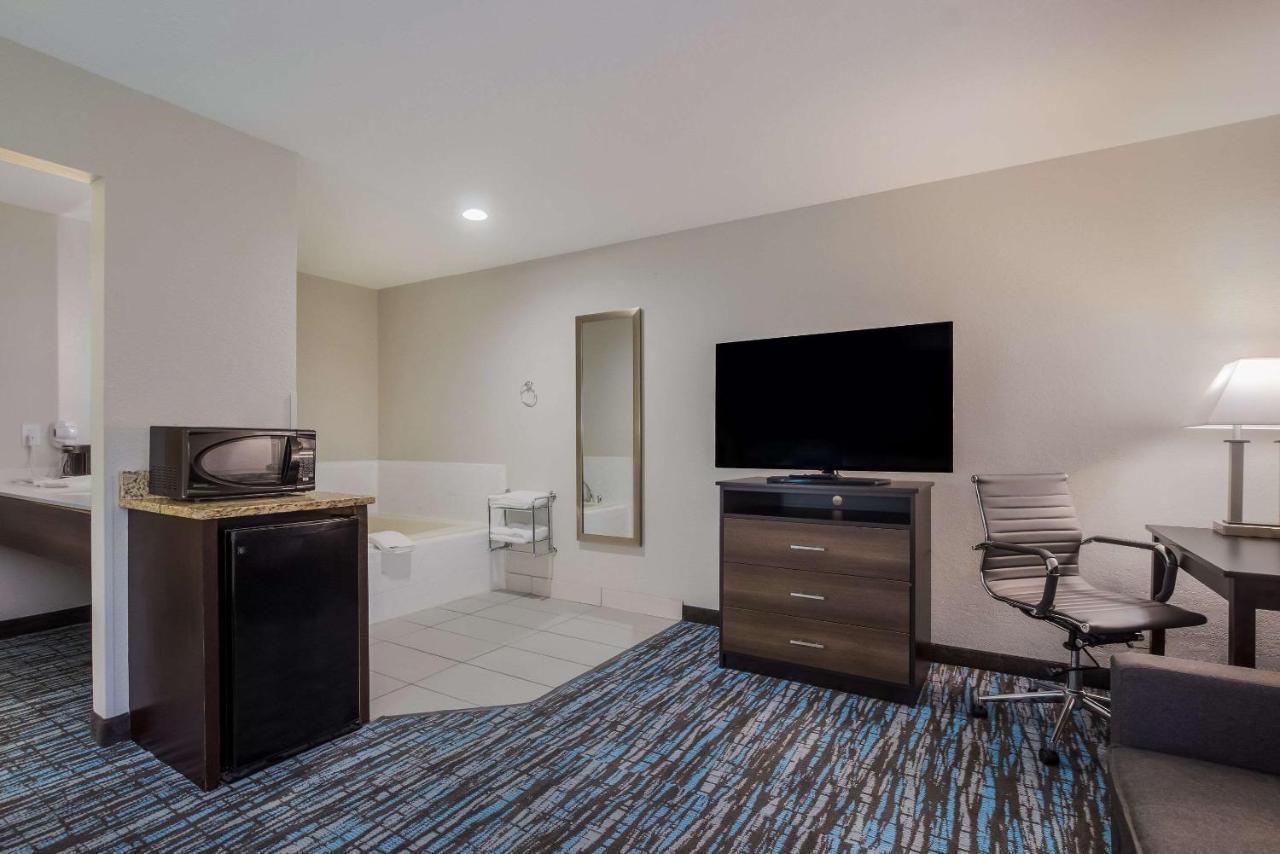 Clarion Pointe Harrodsburg-Danville Ngoại thất bức ảnh